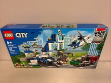 Lego city 60316 for sale  Peru