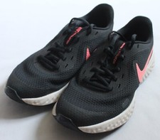 Nike youth girls for sale  Negaunee