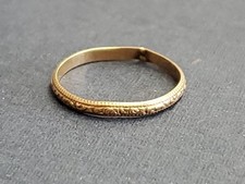 Anel vintage de ouro amarelo 10kt com design de pergaminho de banda de herança infantil bebê 0,4 g comprar usado  Enviando para Brazil