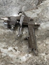 Pistola de pulverização de alimentação de pressão Iwata LPH-200 1.0  comprar usado  Enviando para Brazil