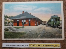 Usado, p: 1919 SOUTHERN RY DEPOT NORTH WILKESBORO, N.C. Cartão postal WB COLOR LITHO com TREM comprar usado  Enviando para Brazil