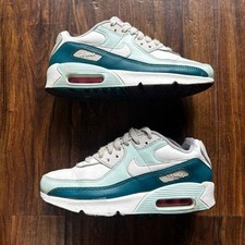 Nike youth size for sale  Saint Charles
