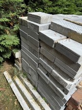 250 breeze blocks for sale  BATTLE