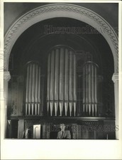 1985 Press Photo Reverendo Paul Sofá no Órgão da Igreja Presbiteriana de Westminster comprar usado  Enviando para Brazil