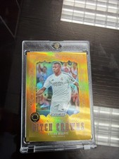 Kylian Mbappé Pitch Crowns Real Madrid Case Hit No. 17 comprar usado Kylian Mbappé Pitch Crowns Real Madrid Case Hit No. 17 comprar usado  Enviando para Brazil