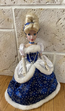 Usado, Boneca de porcelana Disney princesa floco de neve Cinderela latão coleção chave 14" comprar usado  Enviando para Brazil
