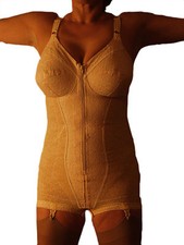 BODYPERFECT BODY ORTOPEDICO COPPA C POST OPERATORIO CON CERNIERA  MADE IN ITALY comprar usado BODYPERFECT BODY ORTOPEDICO COPPA C POST OPERATORIO CON CERNIERA  MADE IN ITALY comprar usado  Enviando para Brazil