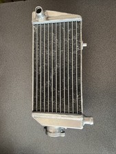 Radiateur droit 450 d'occasion  Vierzon