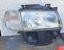 Faro freccia anteriore usato  Villa Santo Stefano
