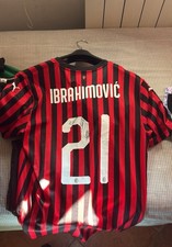 Maglia milan autografata usato  Spezzano Albanese