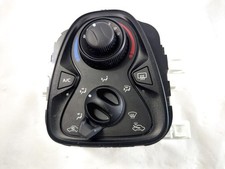 55900 yv030 ecu d'occasion  Expédié en Belgium