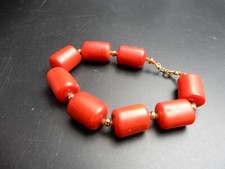 Superbe bracelet corail d'occasion  Saint-Révérien