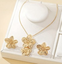 Jewelry set simple for sale  HAMPTON