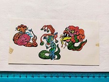 Adesivo mostri monsters usato  Italia