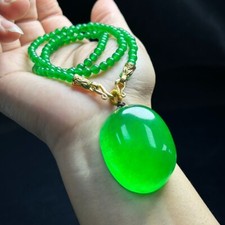 Colgante y collar amuleto de jadeíta verde hielo alto natural certificado segunda mano  Embacar hacia Mexico
