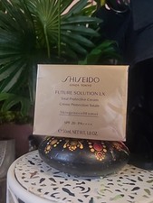 Shiseido future solution gebraucht kaufen  Mannheim