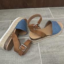 Women size sandals for sale  Jacksonville