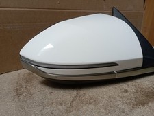 Specchietto retrovisore destro usato Specchietto retrovisore destro usato  Roma