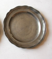 Assiette étain massif. d'occasion  La Bégude-de-Mazenc