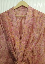 Usado, Vestido Midi Kimono de Seda Pura Comprimento do Joelho Seda Kimono Robe Bege MKMO2195 comprar usado Usado, Vestido Midi Kimono de Seda Pura Comprimento do Joelho Seda Kimono Robe Bege MKMO2195 comprar usado  Enviando para Brazil