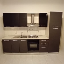 Cucina completa elettrodomesti usato  Mineo