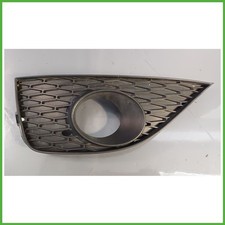 Griglia fendinebbia destro usato Griglia fendinebbia destro usato  Cona