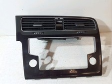 Grille aerateur central d'occasion  Saint-Gildas-des-Bois