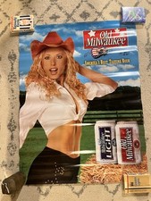 POSTER DE CERVEJA VINTAGE ANTIGO MILWAUKEE "AMERICA'S BEST TASTING BEER" 2002 - COWGIRL! comprar usado  Enviando para Brazil