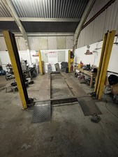 Bradbury ton post for sale Bradbury ton post for sale  HYTHE