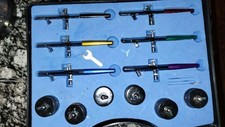 Usado, Kit profissional 6 aerógrafos 6 cores com suporte pintura incluída EXCELENTE CON comprar usado  Enviando para Brazil