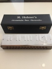 M HOHNERˋs Chromatische Bass Harmonika Mundharmonika Made in Germany Box Musik comprar usado  Enviando para Brazil
