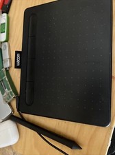 Wacom tavoletta grafica usato  Caserta