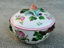 Ancienne terrine faïence d'occasion Ancienne terrine faïence d'occasion  Annemasse