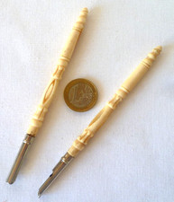 Paire porte plumes d'occasion Paire porte plumes d'occasion  L'Isle-sur-la-Sorgue