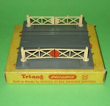 Tri ang .33 for sale  DARWEN
