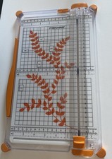 Fiskars paper trimmer for sale  LOWESTOFT