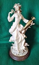 Statuetta firmata giuseppe usato  Palermo