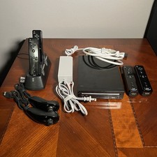 Pacote de console de videogame Nintendo Wii com 4 controles RVL-101 TESTADO FUNCIONA, usado comprar usado Pacote de console de videogame Nintendo Wii com 4 controles RVL-101 TESTADO FUNCIONA, usado comprar usado  Enviando para Brazil