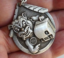 Ancien porte cle d'occasion  Jœuf
