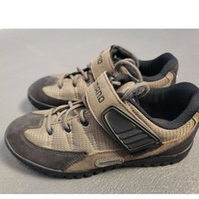 Zapatillas de Ciclismo Shimano Talla 7 a 7.5 EU38 Manual y Cubierta de Tacos Clips de Tacos  segunda mano  Embacar hacia Mexico