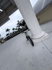 Vertical mountain bike for sale  Port Saint Lucie