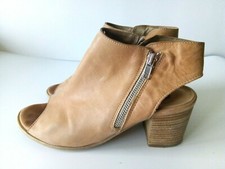 Cara london women for sale  SOUTHALL