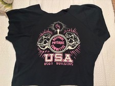 Camiseta cropped vintage anos 80 National Physique Committee tamanho 1 EUA musculação comprar usado Camiseta cropped vintage anos 80 National Physique Committee tamanho 1 EUA musculação comprar usado  Enviando para Brazil