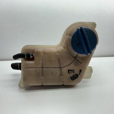 Vaschetta liquido radiatore usato Vaschetta liquido radiatore usato  Italia