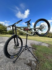 Specialized status downhill for sale  FAREHAM