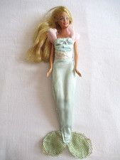Barbie tenue sirene d'occasion  Champcueil
