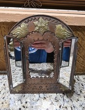 Estanho perfurado mexicano vintage com detalhes de latão espelho com persianas pássaro celestial  comprar usado Estanho perfurado mexicano vintage com detalhes de latão espelho com persianas pássaro celestial  comprar usado  Enviando para Brazil