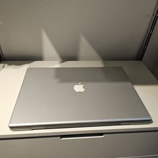 Macbook pro laptop d'occasion  Expédié en Belgium