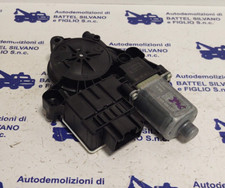 Motorino alzacristalli destro usato  Forgaria nel Friuli