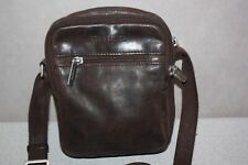 Arthur aston pochette d'occasion  La Roche-Posay